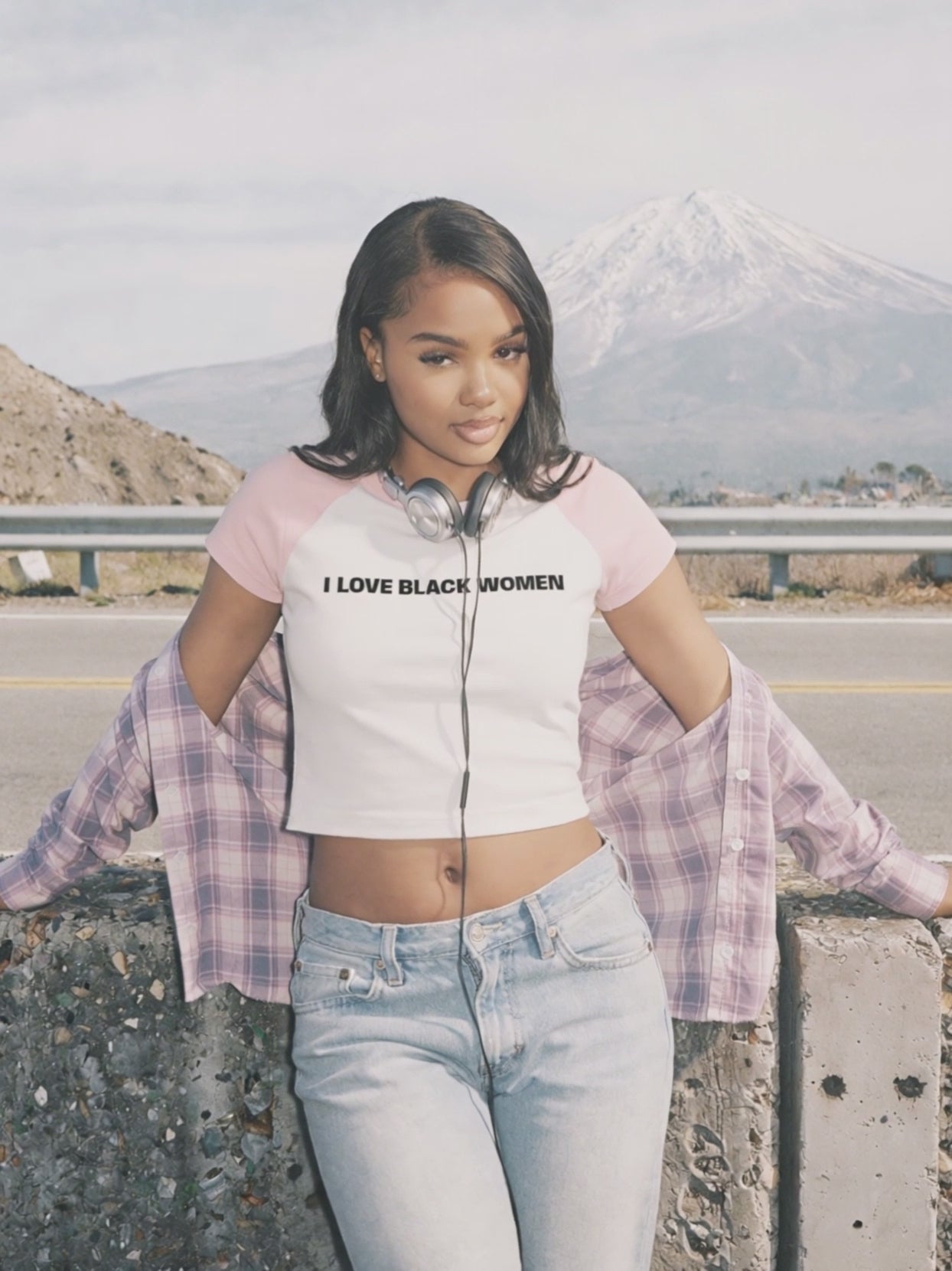 I LOVE BLACK WOMEN (Women’s crop)